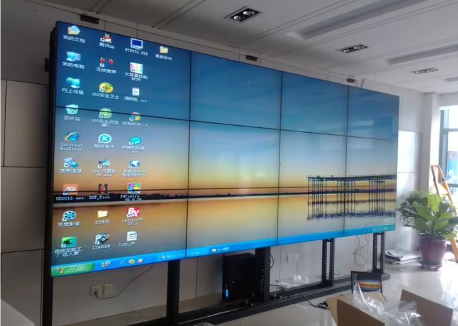 拼接屏如何選？LCD？OLED？