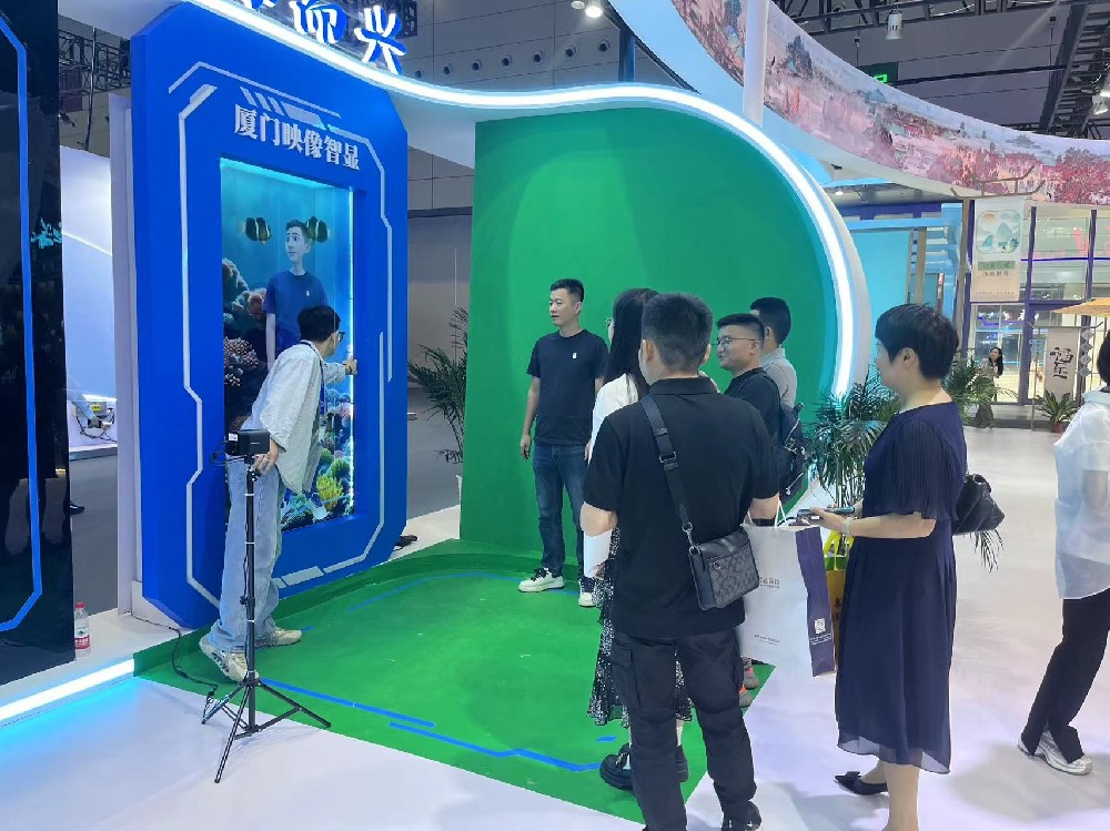 3D全息艙：未來(lái)科技的互動(dòng)窗口，開(kāi)啟沉浸式體驗(yàn)新篇章